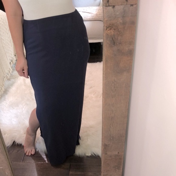 Boston Proper maxi skirt navy blue size small - Picture 3 of 6